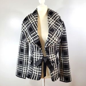 ANGEL APPAREL monochromatic geometric molded collar tie front sweater jacket